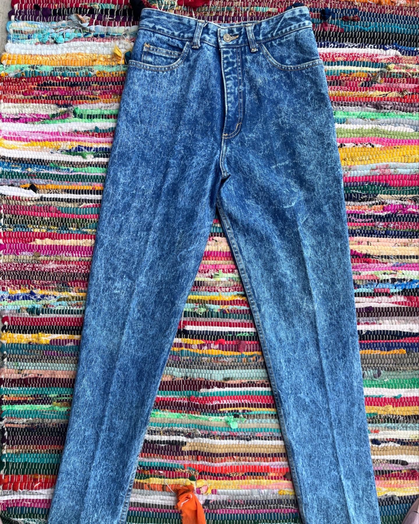 Vintage Guess Dark Wash Jeans